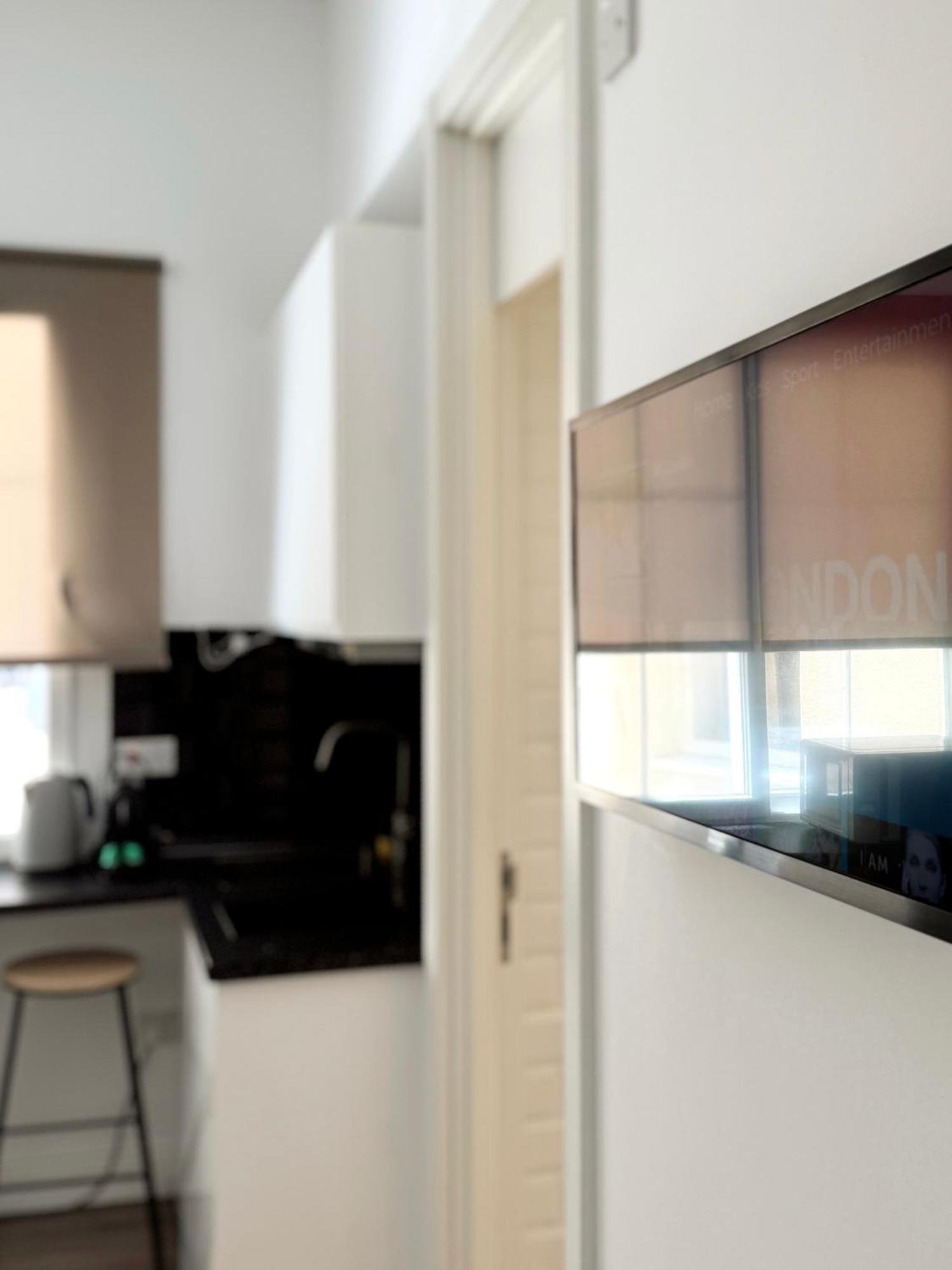 Stylish City Centre Studio - Grand Central House Gibraltar Buitenkant foto